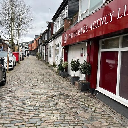Studio Flat In The Heart Of Golders Green Лондон Екстер'єр фото