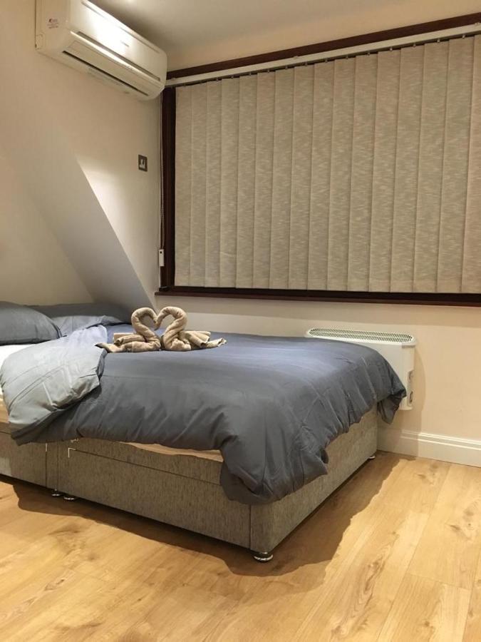 Studio Flat In The Heart Of Golders Green Лондон Екстер'єр фото